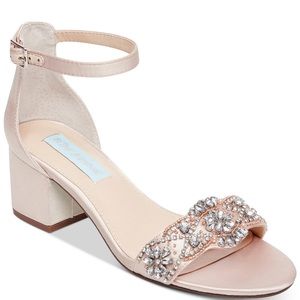 Blue by Betsy Johnson Block Heel size 8.5